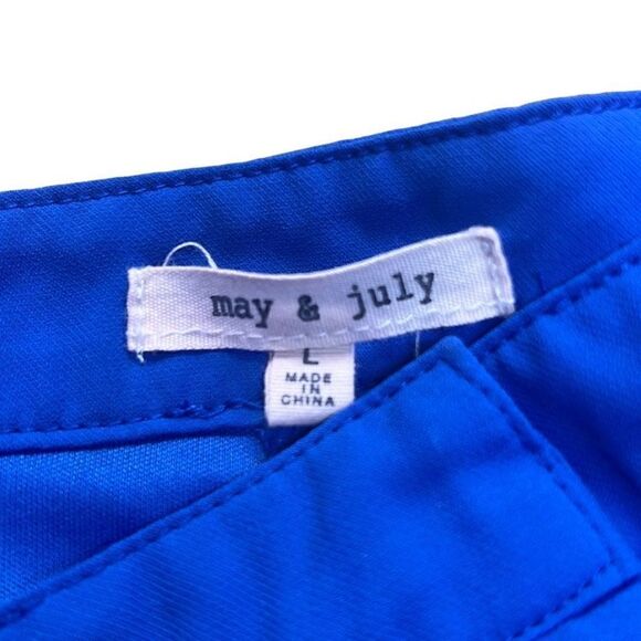 May & July Women’s Blue Embroidered Floral Shorts Size Large - Picture 2 of 10